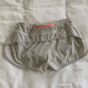 Lululemon soft gray shorts size 6